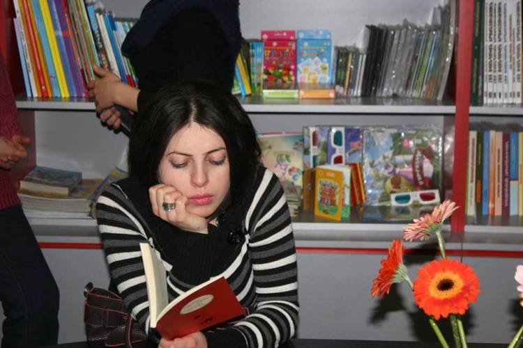 Հանդիպում Աննա Դավթյանի հետ