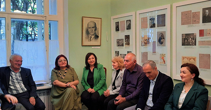 Դերենիկ Դեմիրճյան Նիկողոսյան
