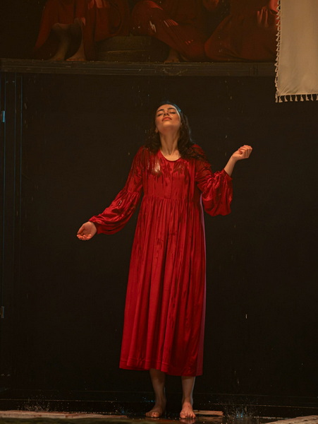 Ays kanach karmir ashxarhy 5